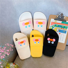 Lade das Bild in den Galerie-Viewer, Cute Duck Slippers iPhone Case
